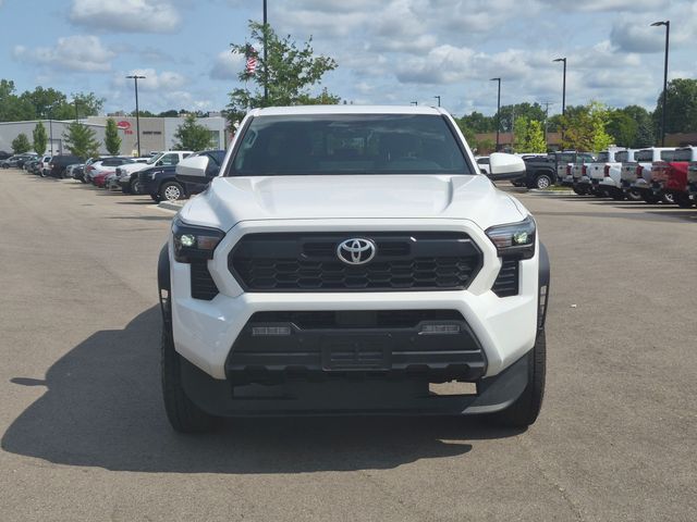2024 Toyota Tacoma Hybrid - Image 8