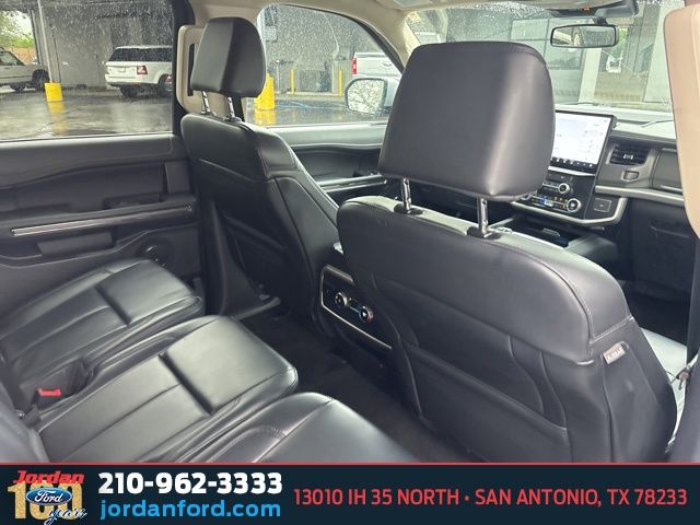 Used Car 2024 Ford Expedition  Xlt For Sale Under $40,000 In San Antonio, Texas