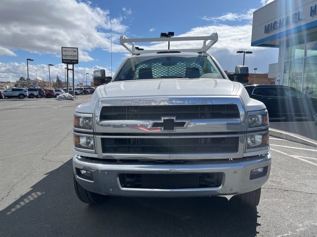 2023 Chevrolet Silverado 4500HD Work Truck 3