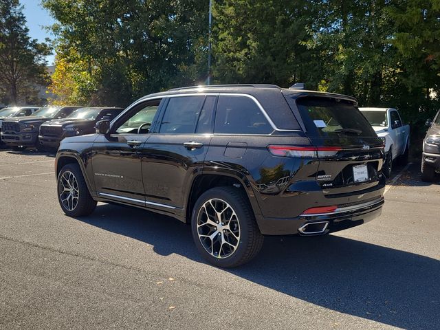 New 2025 Black Jeep Summit image 2