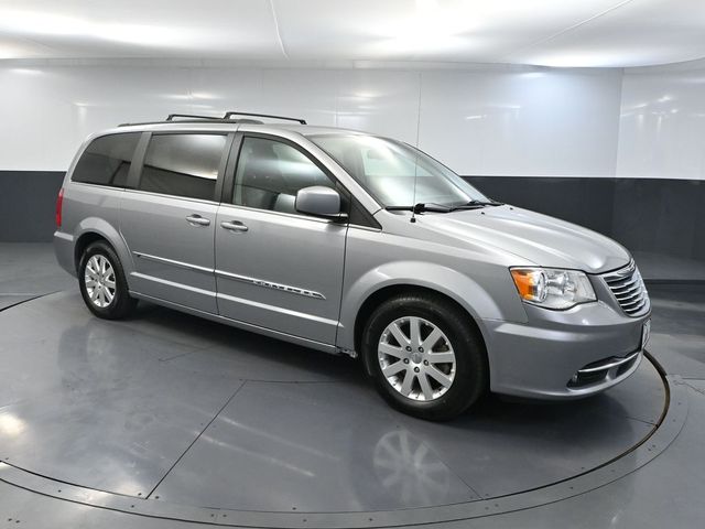 2015 Chrysler Town & Country Plata (Billet Silver Metallic Clearcoat) Minivan Tracción delantera 6 velocidades Automática