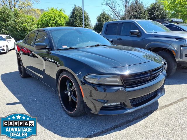 Pitch Black Clearcoat 2016 Dodge Charger SXT RWD Sedan Rear-Wheel Drive 8-Speed Automatic