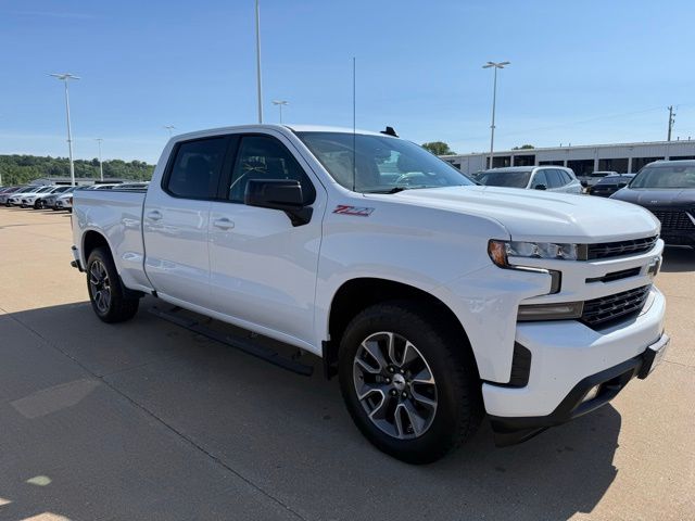 Summit White 2022 Chevrolet Silverado 1500 RST Crew Cab 4WD Pickup Truck Four-Wheel Drive 8-Speed Automatic