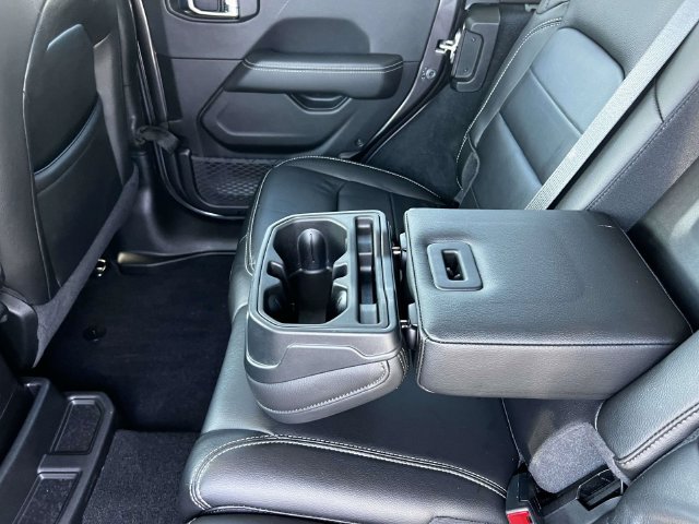 Used 2023 Jeep Wrangler SUV
