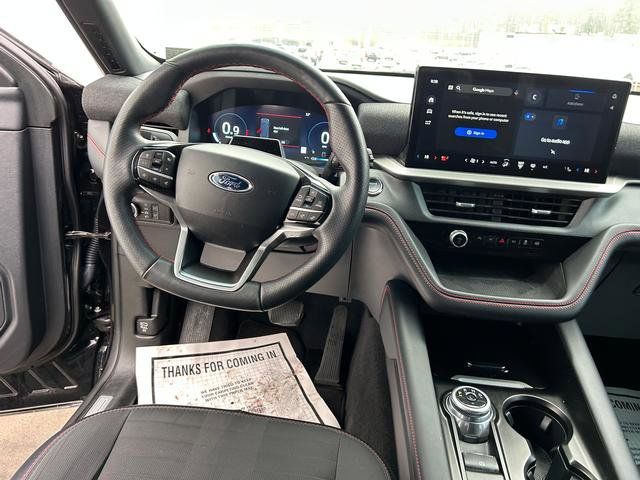 2025 Ford Explorer ST-Line - 9