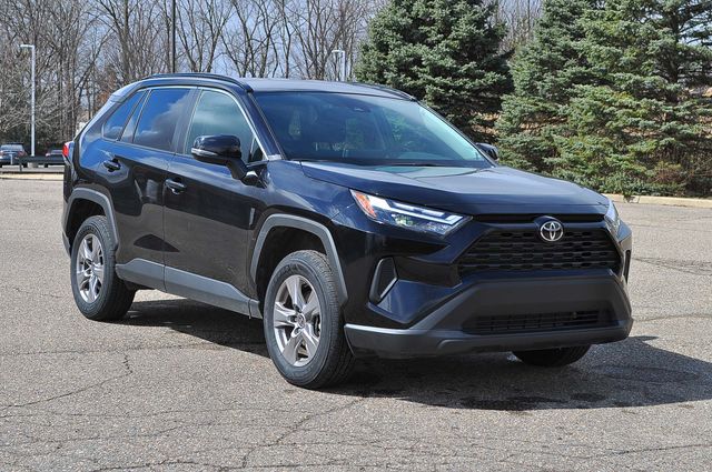2025 Toyota RAV4 XLE AWD