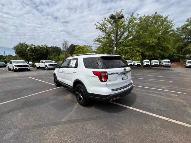 2019 Ford Explorer XLT photo