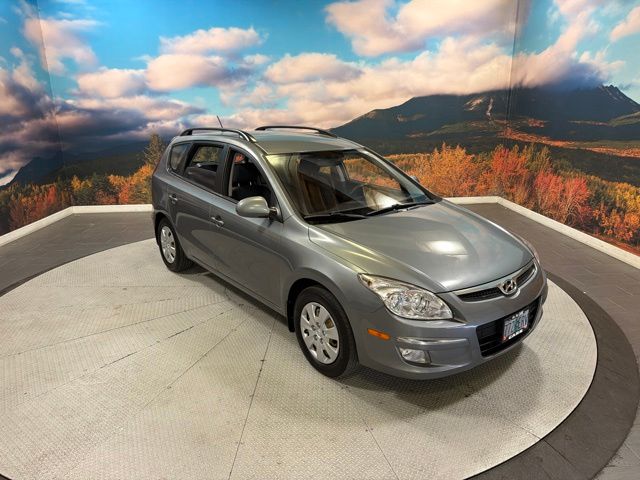 Carbon Gray Mist Metallic 2010 Hyundai Elantra Touring Hatchback Front-Wheel Drive 4-Speed Automatic