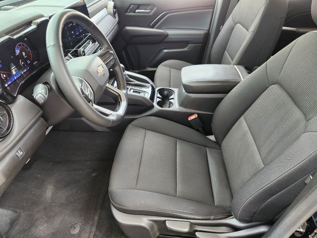 2024 Chevrolet Colorado LT photo 8