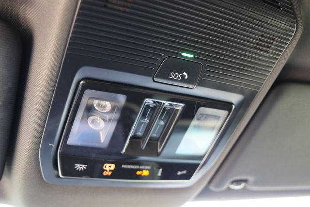 2024 Volkswagen Atlas Cross Sport 2.0T SE w/Technology Silver at Bayway Cadillac of The Woodlands