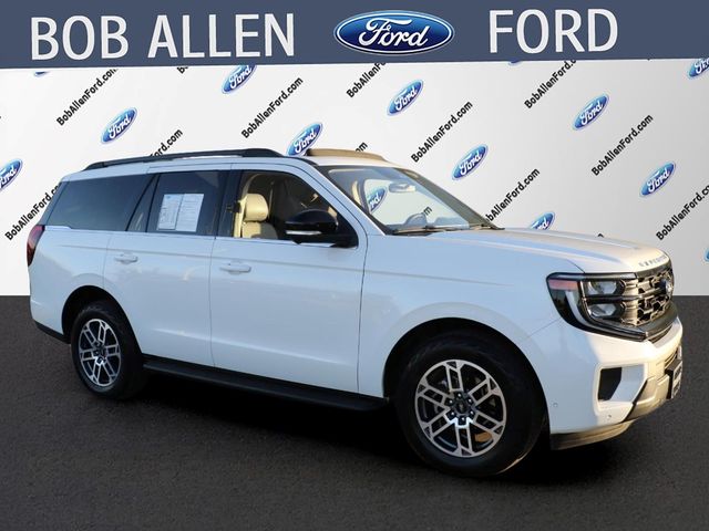 Used 2025 Ford Expedition Active with VIN 1FMJU1J83SEA28024 for sale in Kansas City