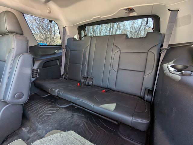 2017 Gray GMC Yukon SLT 4X4 SUV