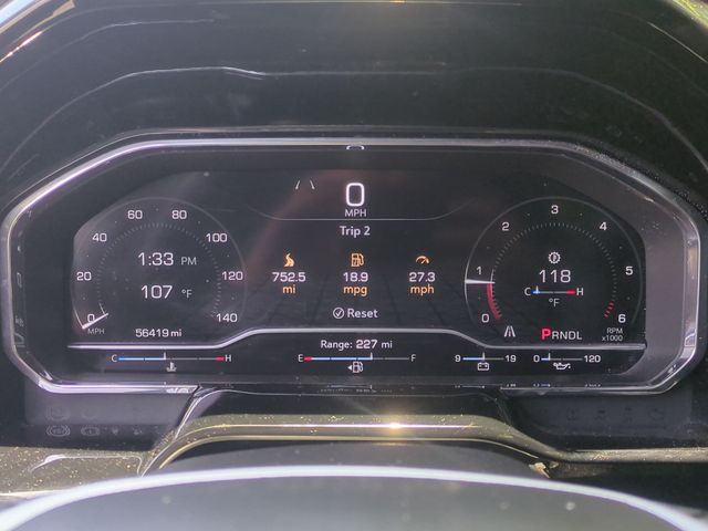 Used 2024 White GMC SLE image 32