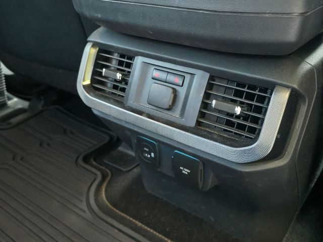2022 Ford F-150 Platinum:169563A