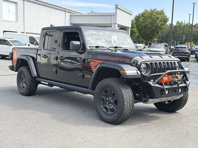 Used 2020 Black Jeep Mojave image 14