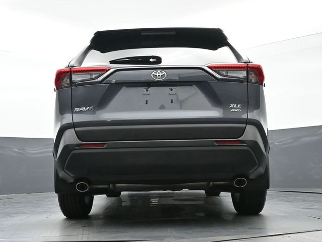 2024 Toyota RAV4 XLE 37