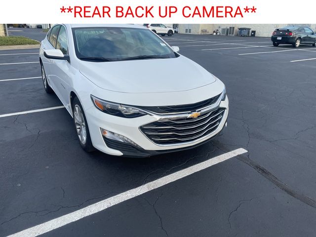 2024 Chevrolet Malibu 1LT photo 2