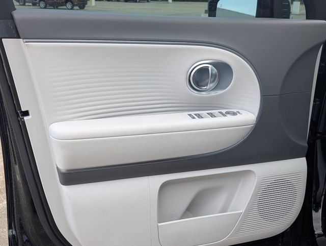 New 2026 Black Hyundai SEL image 10