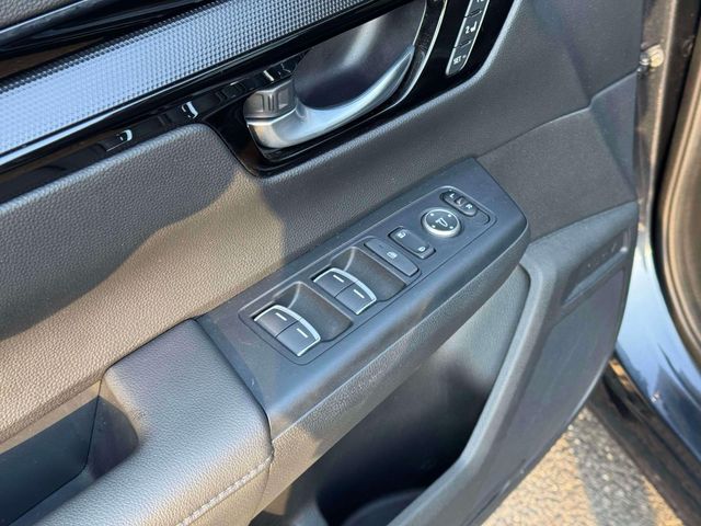 used 2023 Honda CR-V car, priced at $32,090