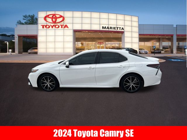 2024 Toyota Camry SE 4