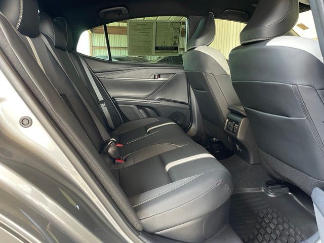 Used 2025  Toyota SE image 24