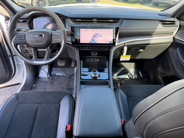 new 2026 Jeep Grand Cherokee car, priced at $36,535