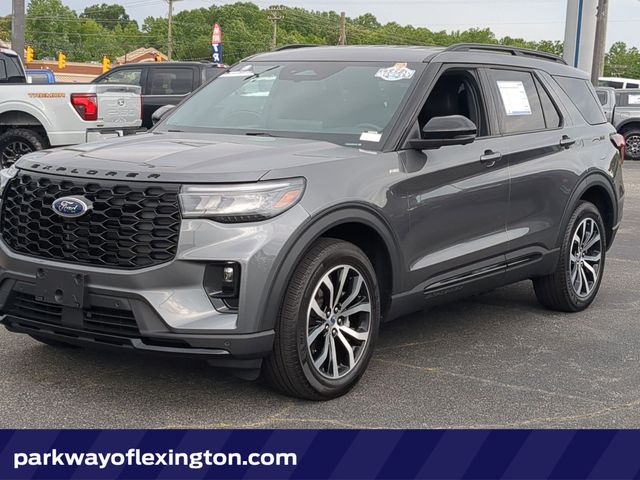 2025 Ford Explorer ST-Line AWD