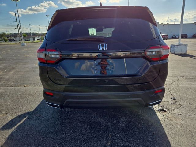Used 2025 Honda Pilot SUV
