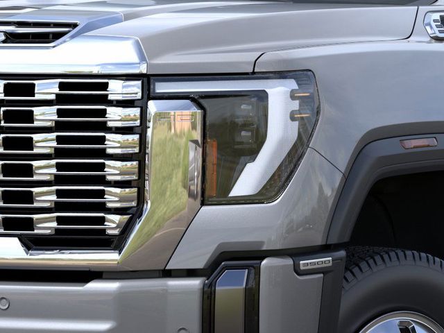 2025 GMC Sierra 3500HD Denali 10