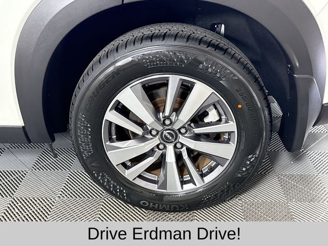 Used 2023 Nissan Pathfinder SUV