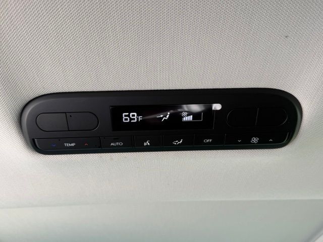 Used 2026 Red Hyundai SEL Convenience image 12