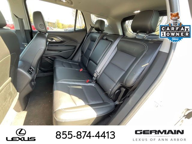 Used 2024 White GMC SLT image 13