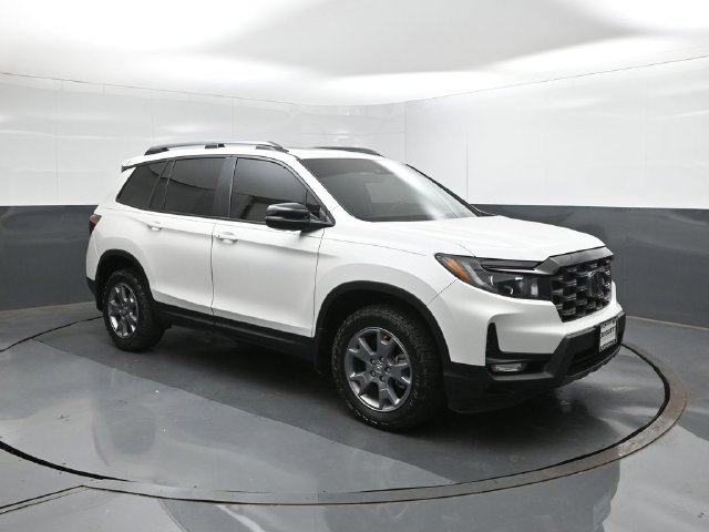 Used 2025 Honda Passport SUV