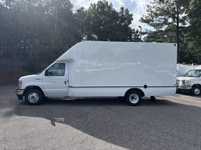 New 2027 White Ford 16FT BOX/RAMP image 5