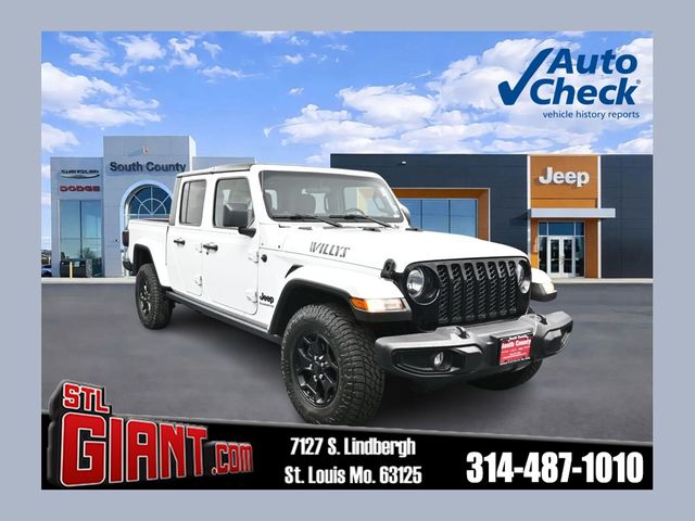 2021 Jeep Gladiator Willys Crew Cab 4WD   