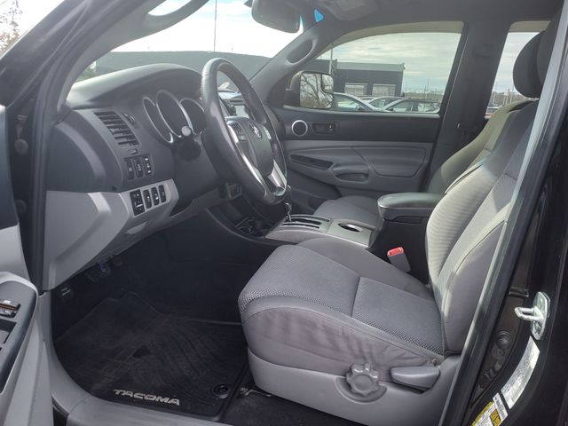 2013 Toyota Tacoma Base 4