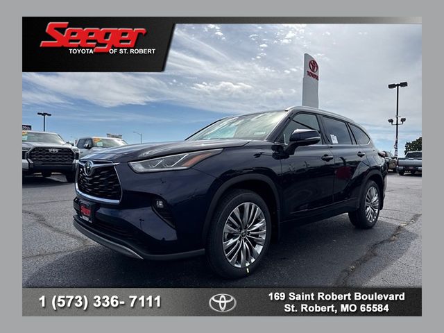 Gray 2026 Toyota Highlander SUV / Crossover All-Wheel Drive 8-Speed Automatic