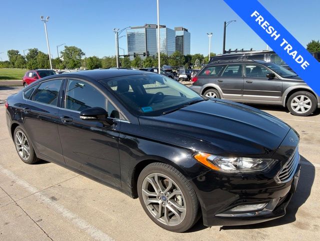 2017 Ford Fusion SE FWD's photo