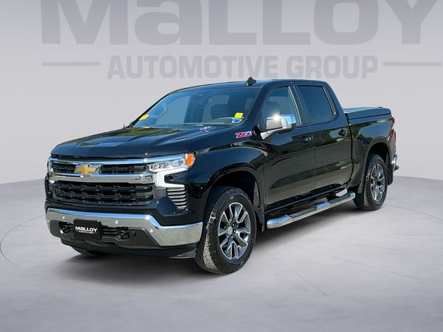2025 Chevrolet Silverado 1500 LT Crew Cab 4WD