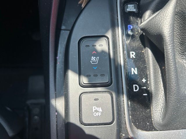 Used 2019 White Hyundai Limited image 11