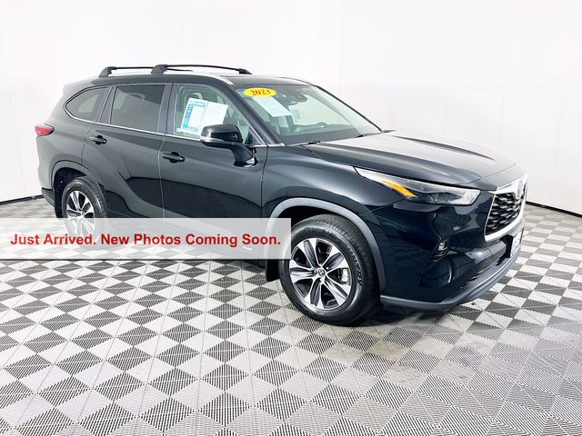 2023 Toyota Highlander Hybrid XLE AWD