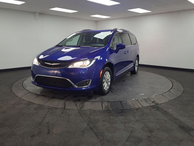 2019 – Chrysler – Pacifica