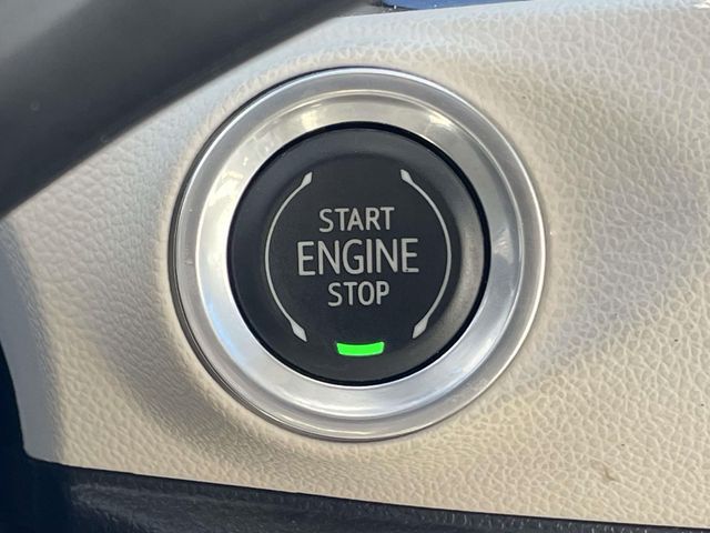 Used 2021 Blue Buick Select image 24