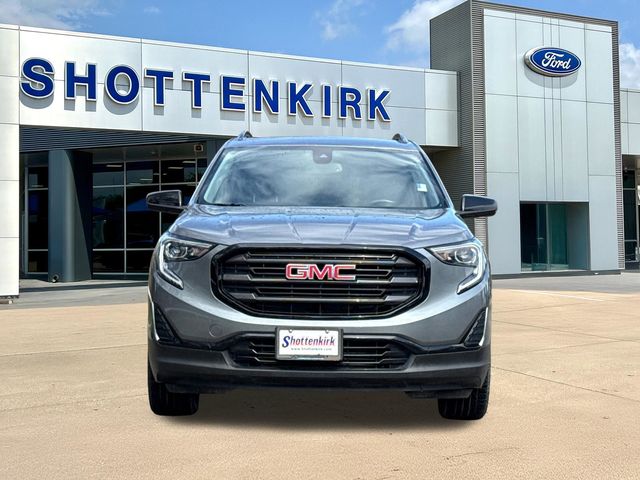 Used 2020 Gray GMC SLE image 2