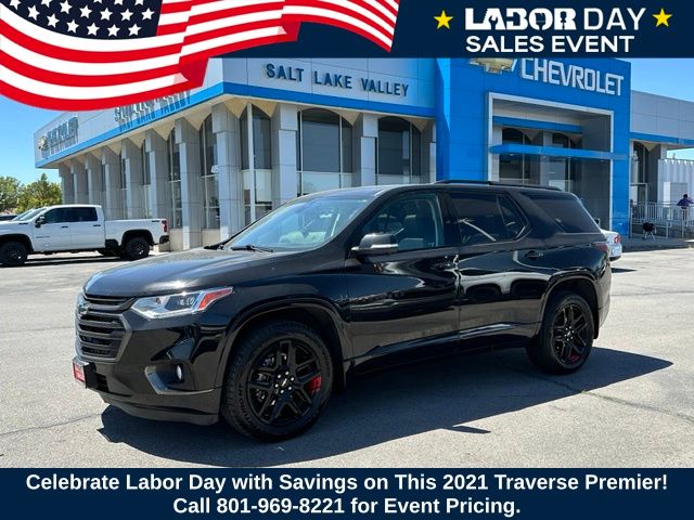 Mosaic Black Metallic 2021 Chevrolet Traverse SUV / Crossover Four-Wheel Drive 9-Speed Automatic
