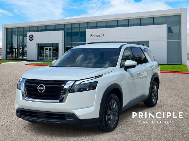 Pearl White Tricoat 2024 Nissan Pathfinder SUV / Crossover Front-Wheel Drive 9-Speed Automatic