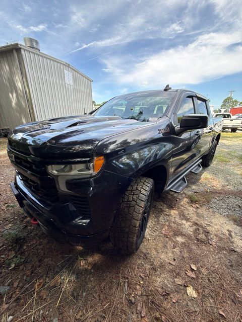 Used 2022 Gray Chevrolet LT Trail Boss image 3