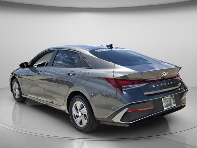 2026 Hyundai Elantra - $21,291