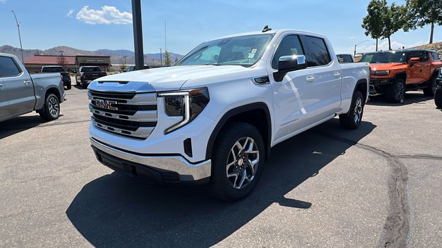 2024 GMC Sierra 1500 SLE 7