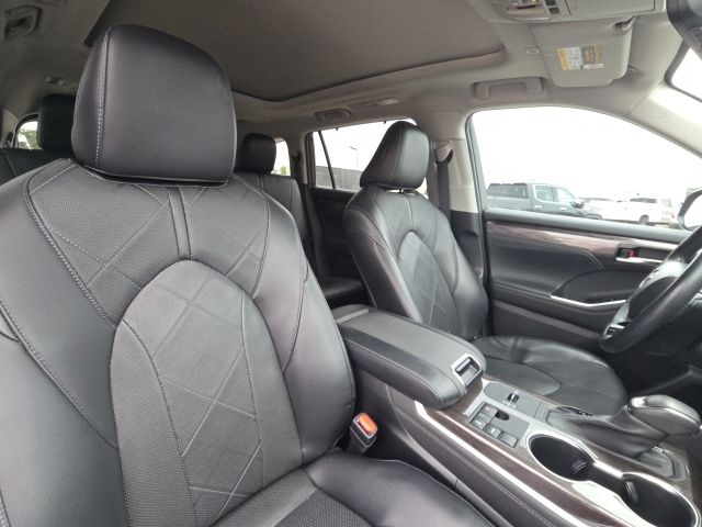 2023 Toyota Highlander Platinum:169299A